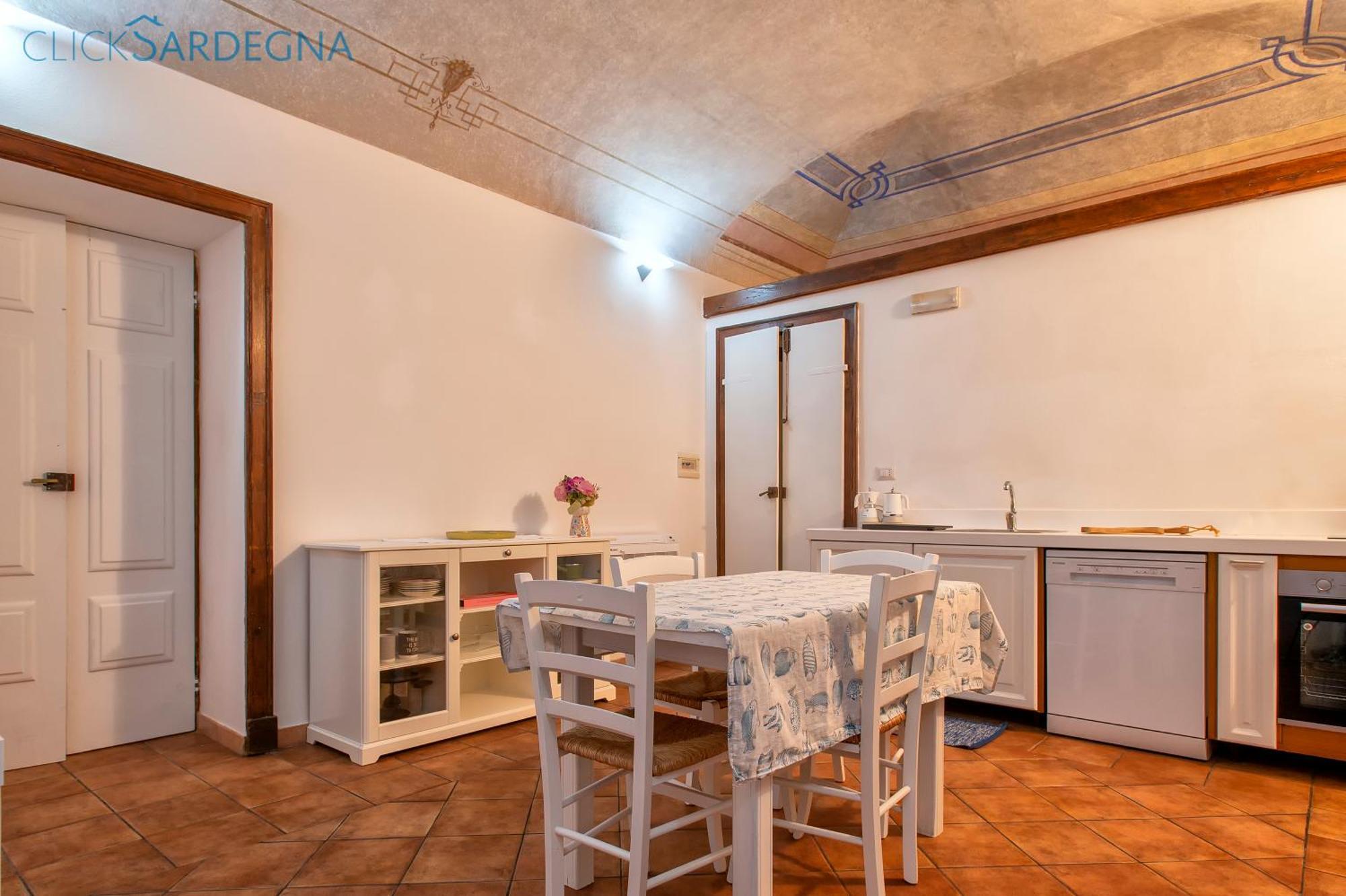 Carlo Alberto Apartment, Alghero Old Town, Near The Beach ภายนอก รูปภาพ