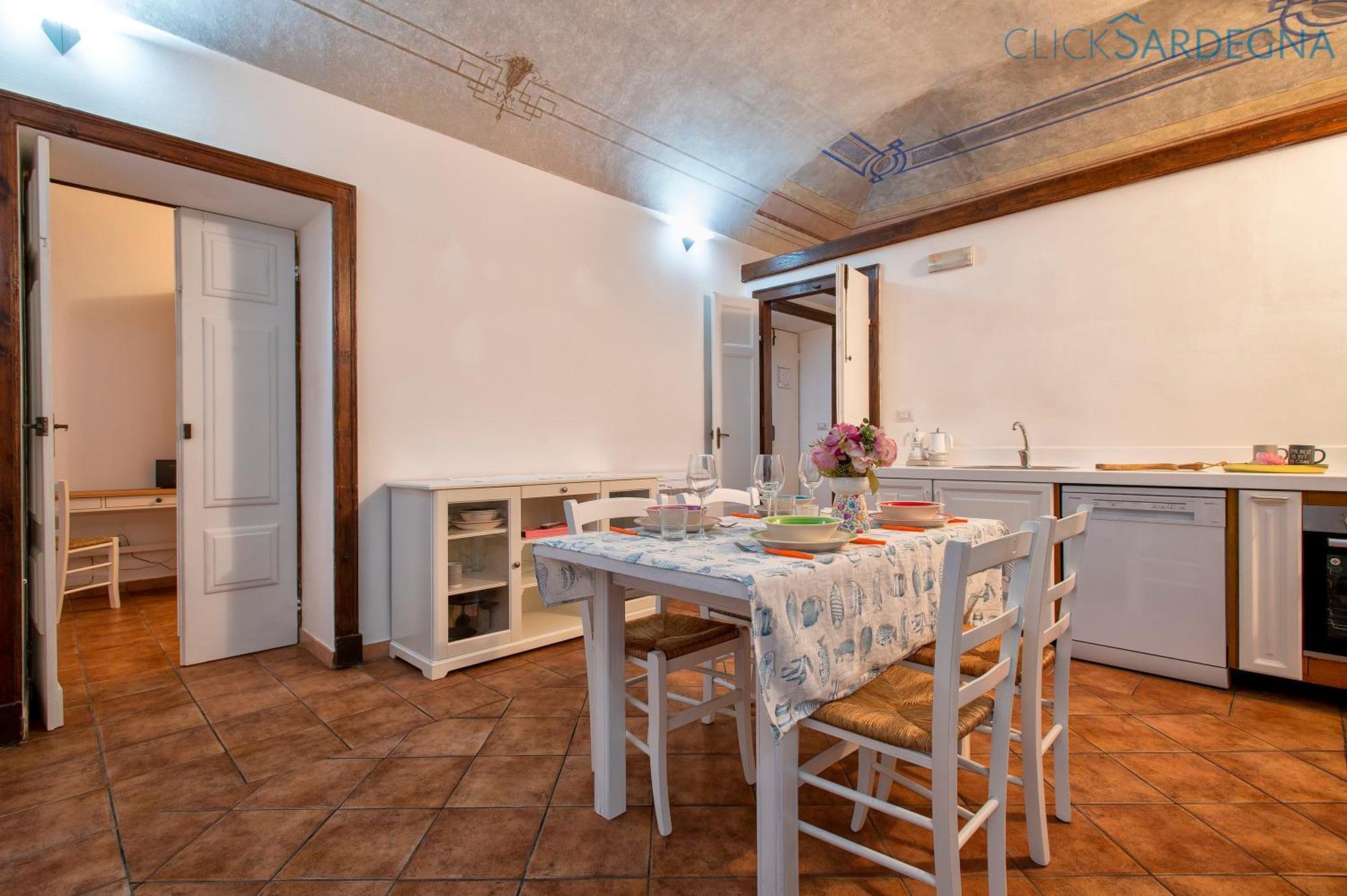 Carlo Alberto Apartment, Alghero Old Town, Near The Beach ภายนอก รูปภาพ